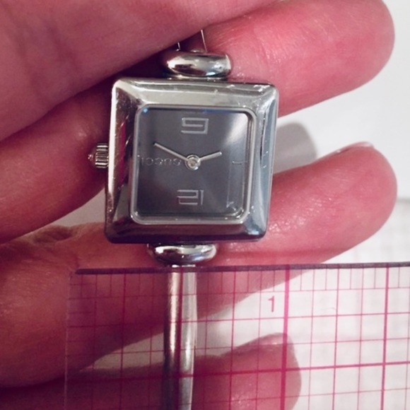 Gucci watch - Picture 3 of 4